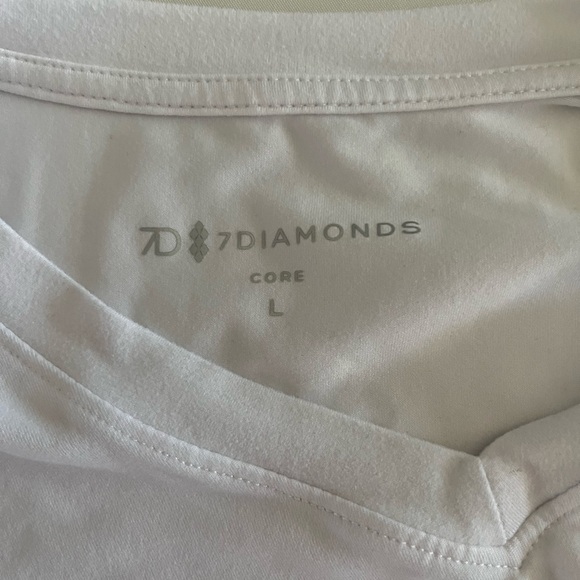 7 Diamonds Core Men’s V Neck - Large - Picture 3 of 4